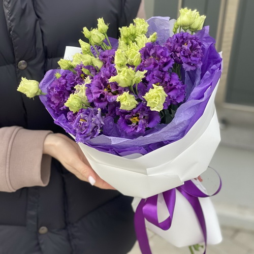 Букет з еустоми Фентезі