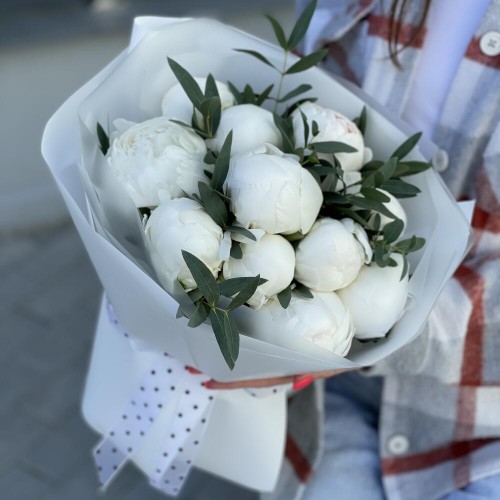 Букет півоній Білосніжний